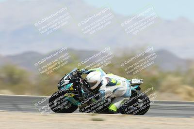 media/Apr-20-2025-CVMA (Sun) [[39090e8767]]/Race 9-Formula LW Twins Shootout/